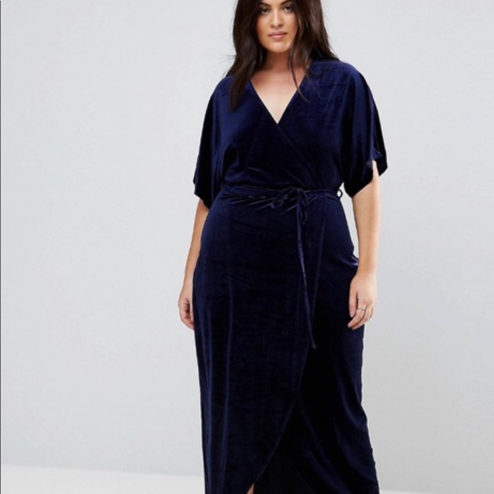 ASOS Curve long Navy Velvet Kimono Dress